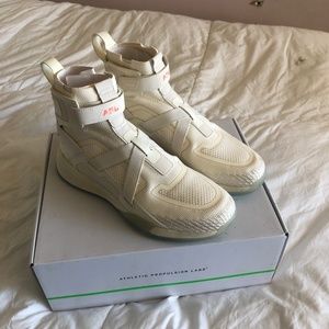 APL basketball shoes